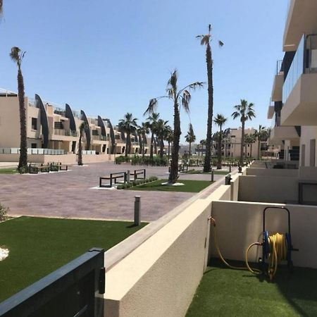 New Luxury Detached Villa With Pool At Beach Pilar de la Horadada Luaran gambar