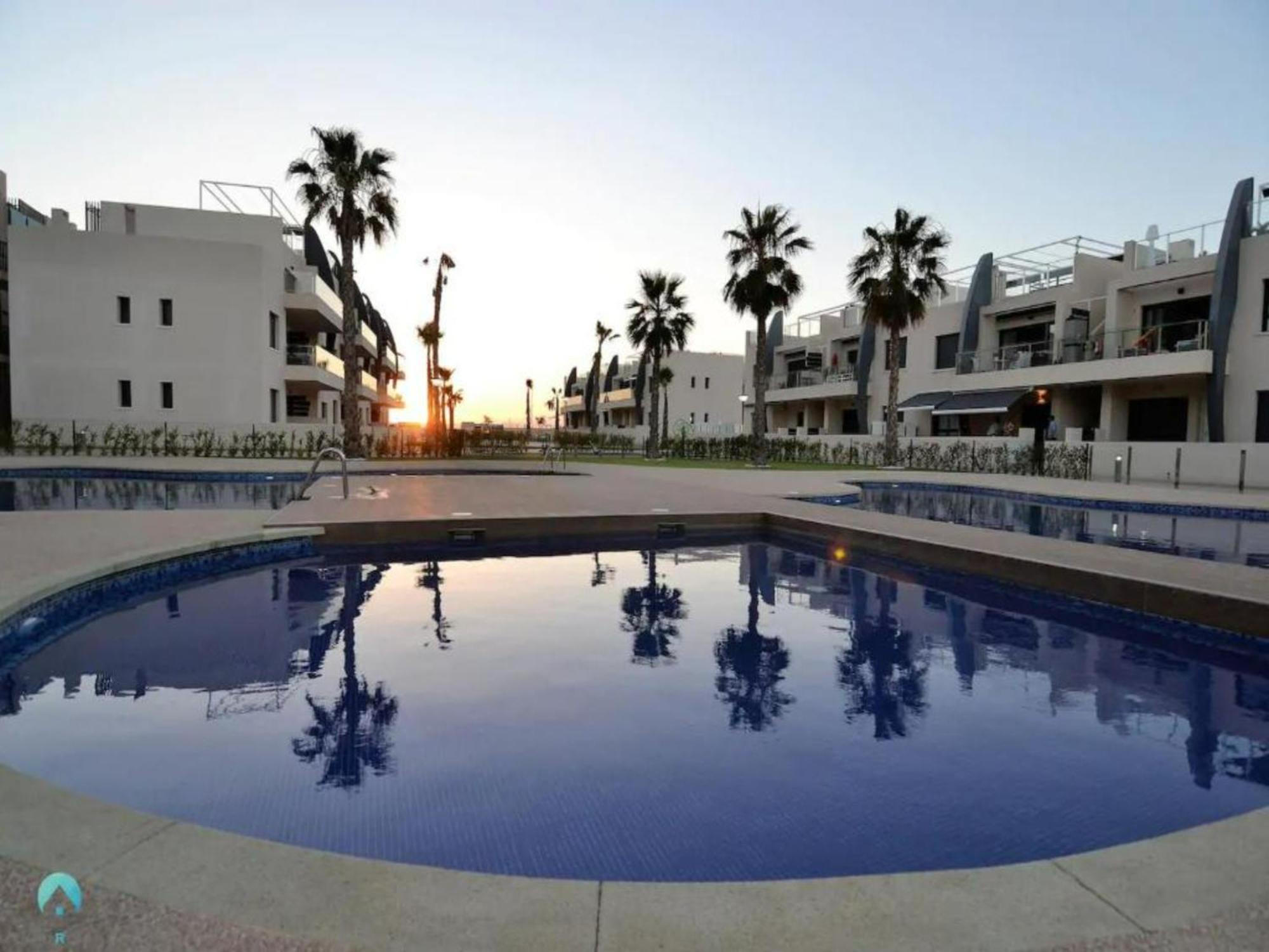 New Luxury Detached Villa With Pool At Beach Pilar de la Horadada Luaran gambar